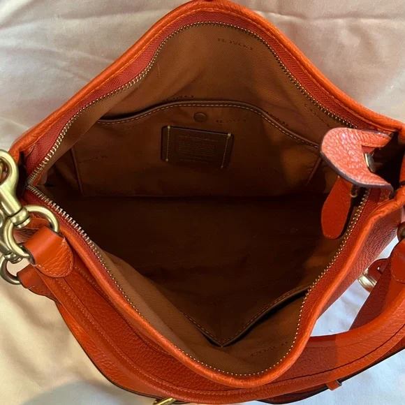 Coach Vibrant Orange Shoulder Bag - Picture 6 of 9